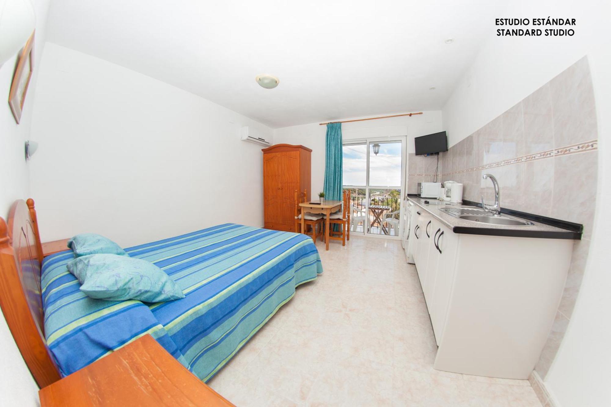 Apartamentos Rurales Santos Benajarafe Exterior photo